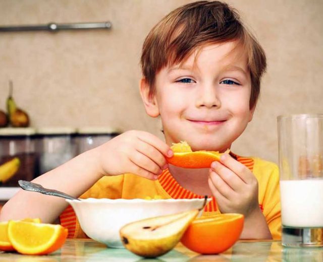 O benefício das frutas para as crianças