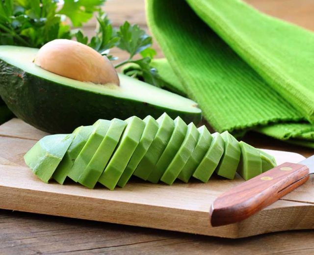 Abacate: 5 maneiras inusitadas para variar o consumo da fruta